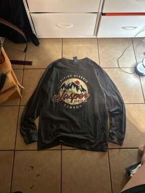 Fundy Alpine Classic Jasper Alberta Canada Graphic T-Shirt